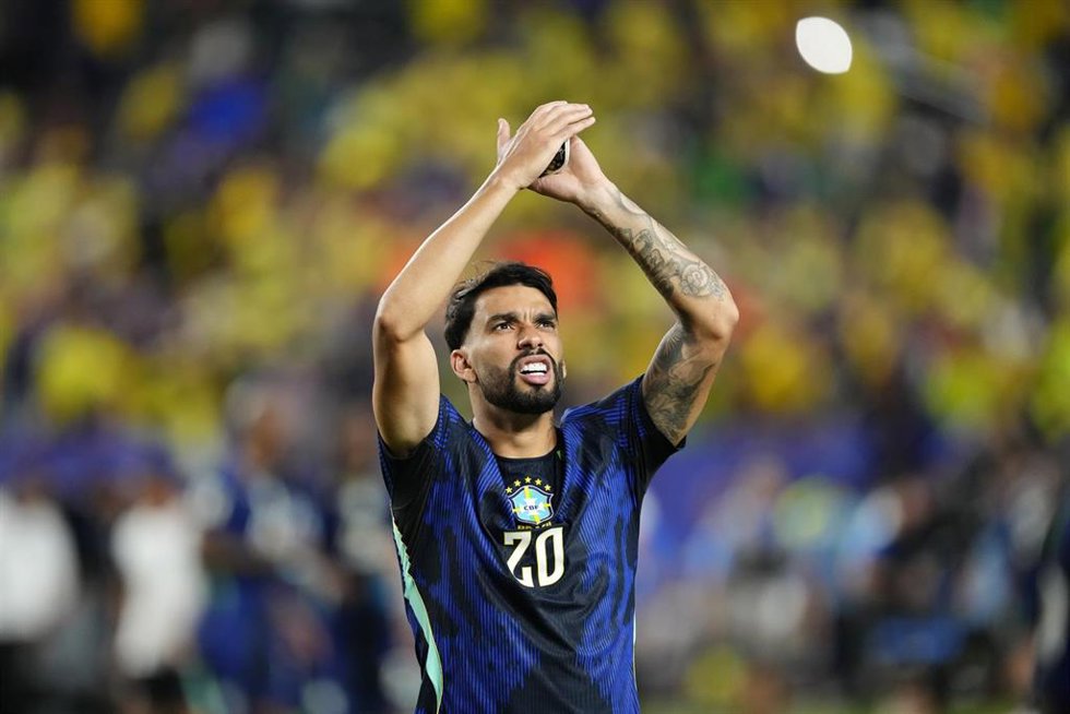 Lucas Paquetá durante un partido con la selección brasileña en el Mundial 2026