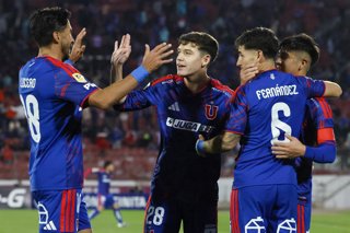 Futbol, Universidad de Chile vs Santiago Wanderers. Copa Chile 2026. Los jugadores de Universidad de Chile celebran tras marcar un gol contra Santiago Wanderers durante el partido de la Copa Chile disputado en el estadio Nacional de Santiago,