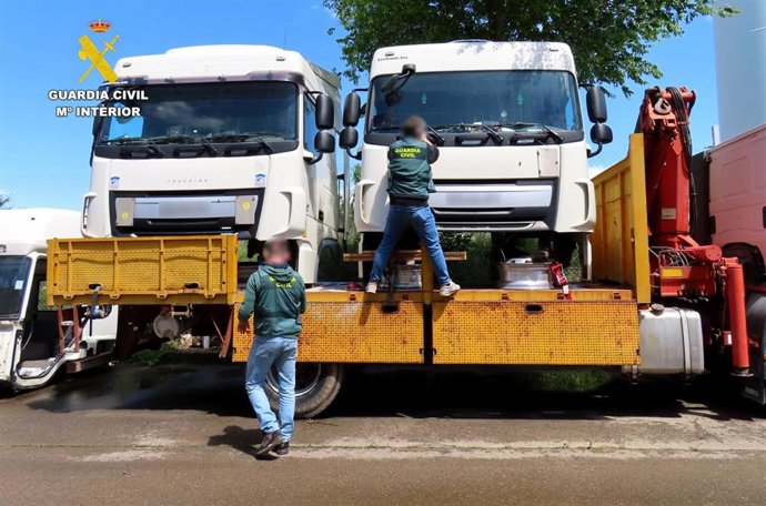 Desmantelada una organización que importaba camiones desde el Reino Unido para su desguace ilegal