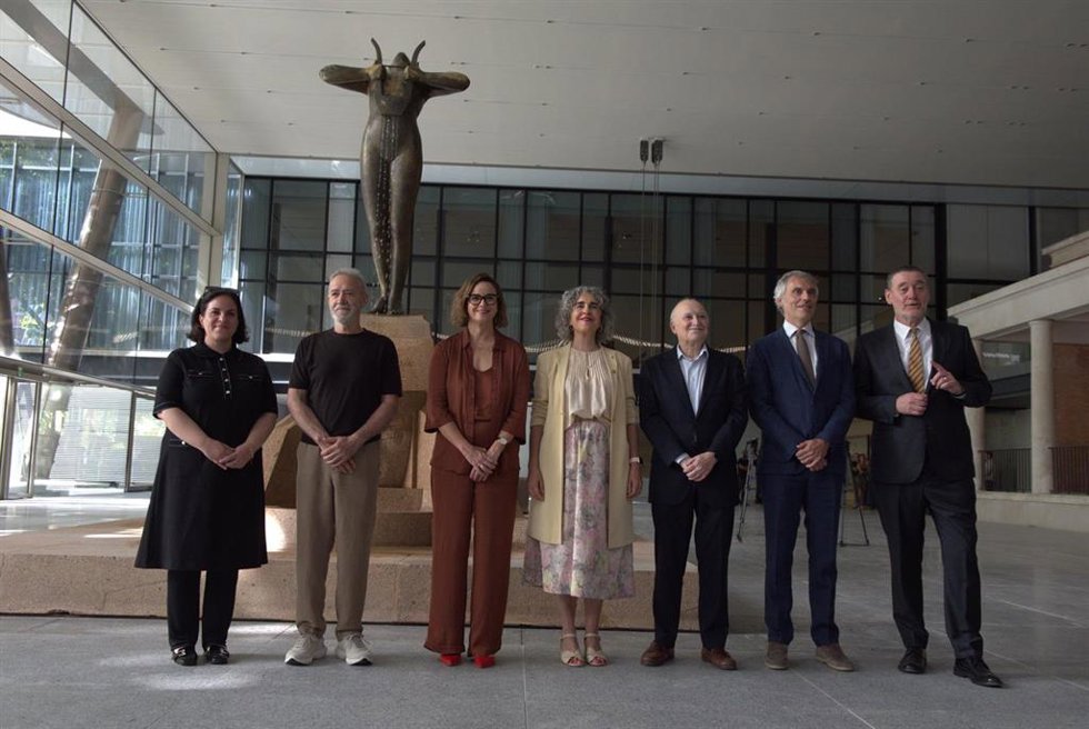 Reinstalación del monumento a Arriaga creado por Francisco de Durrio, en el Museo de Bellas Artes de Bilbao