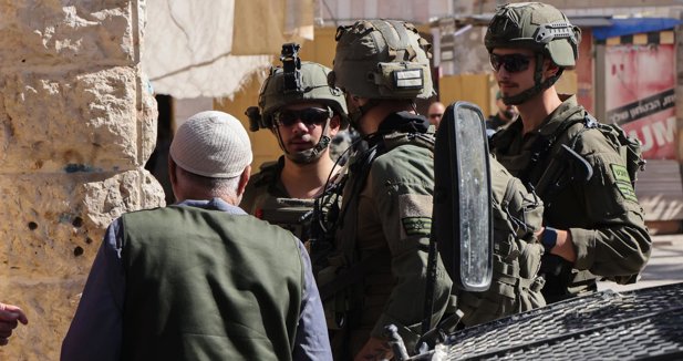 Un menor y un adolescente mueren tras disparos del Ejército israelí cerca de un asentamiento en Hebrón
