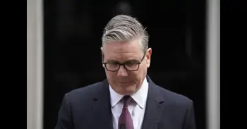 Starmer anuncia su dimisión como primer ministro de Reino Unido