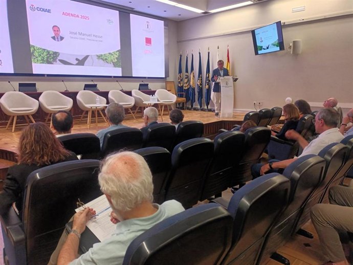 Presentación de  la Adenda 2025 de su Informe de Sostenibilidad del Colegio Oficial de Ingenieros Aeronáuticos de España (COIAE).
