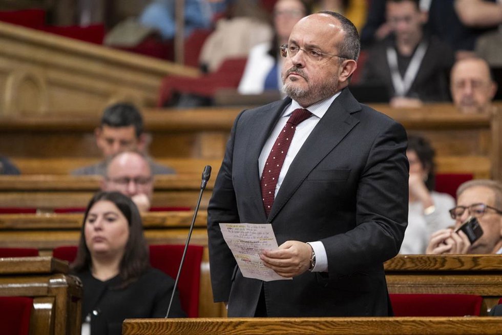 Archivo - El líder del PP catalán, Alejandro Fernández