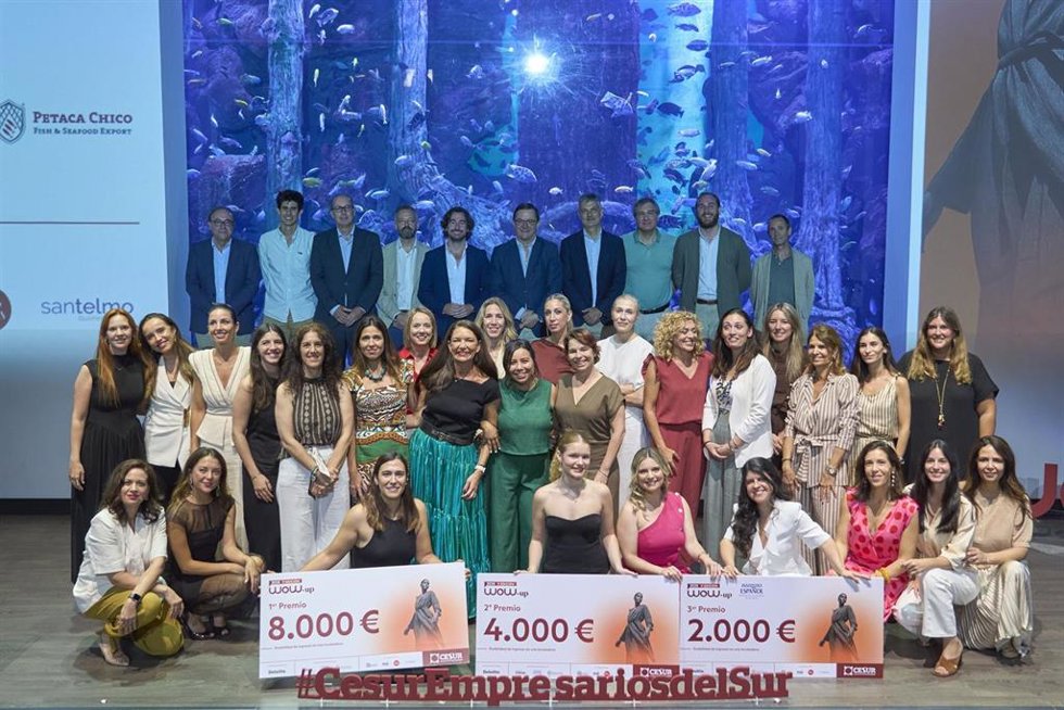 El proyecto Abriil, BloomIA e Yvents, ganadores de la V edición del programa de emprendimiento femenino Wow.Up de Cesur.
