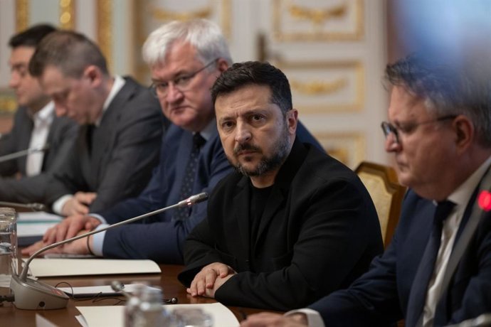 19 de junho de 2026, Ucrânia, Ucrânia, Ucrânia: O presidente ucraniano Volodymyr Zelenskyy se reuniu com o presidente hondurenho Nasralla Asfora durante um encontro bilateral, no qual ambas as partes discutiram formas de fortalecer as relações e a coopera