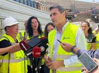 El Gobierno apela a la "lealtad institucional" con la Junta para avanzar en la demolición del Algarrobico, en Almería