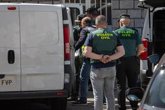 Foto: La Guardia Civil trata de determinar los "pormenores" de la muerte de un joven en Cambados en un operativo policial