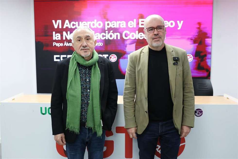 Archivo - Los secretarios generales de CCOO y UGT, Unai Sordo y Pepe Álvarez