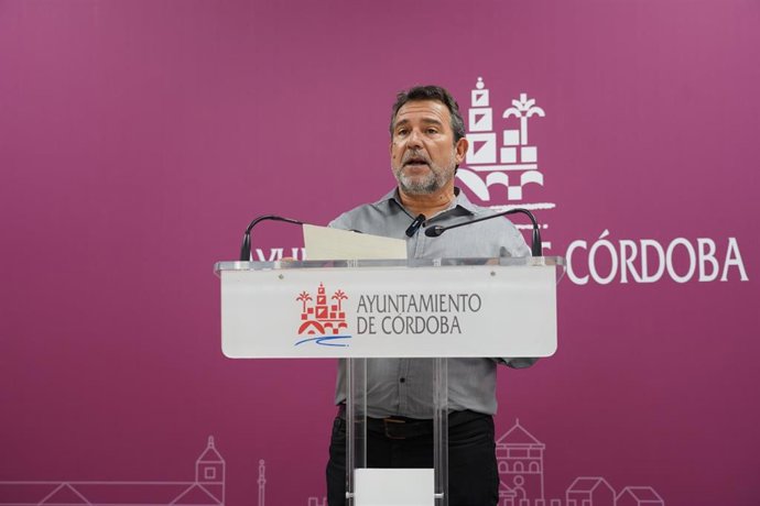El concejal del PSOE en el Ayuntamiento de Córdoba Joaquín Dobladez.