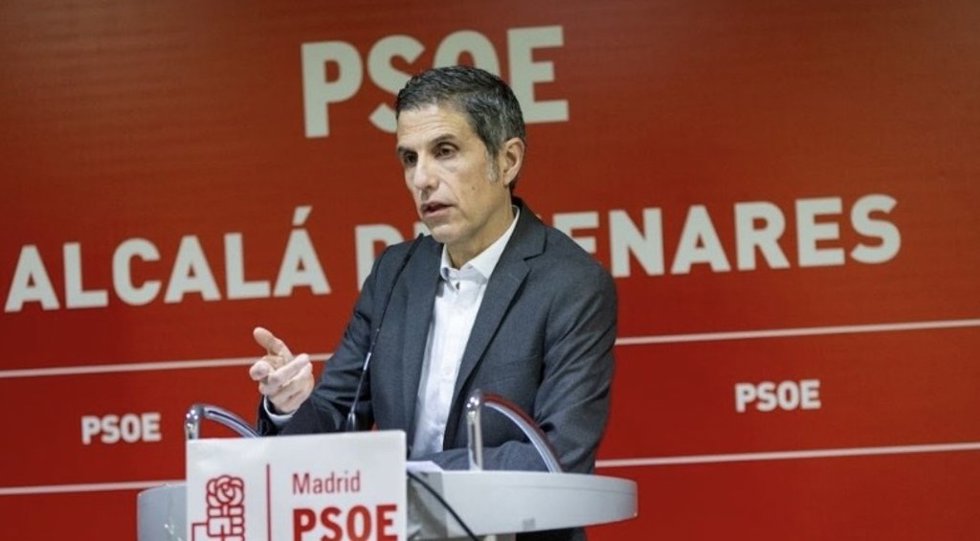 Archivo - El portavoz del PSOE de Alcalá, Javier Rodríguez Palacios.