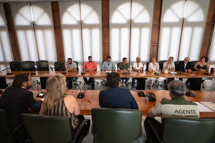 El delegado del Gobierno andaluz en Granada, Antonio Granados, ha presidido la reunión.