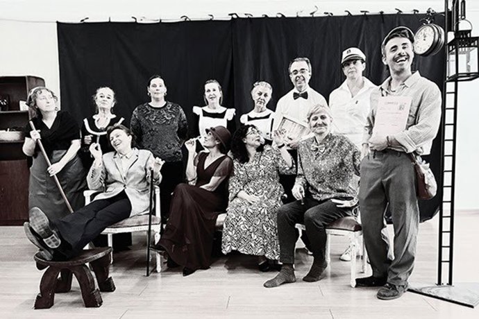 Elenco 'Cuatro corazones con freno'