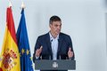 Sánchez försäkrar att han kommer att fortsätta trots "stenarna i vägen" efter Ábalos fängelsestraff