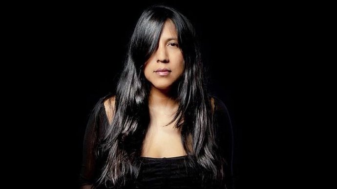 La peruana Gabriela Wiener es una periodista y escritora que cuenta con una trayectoria reconocida y una mirada singular sobre la literatura y el mundo contemporáneo