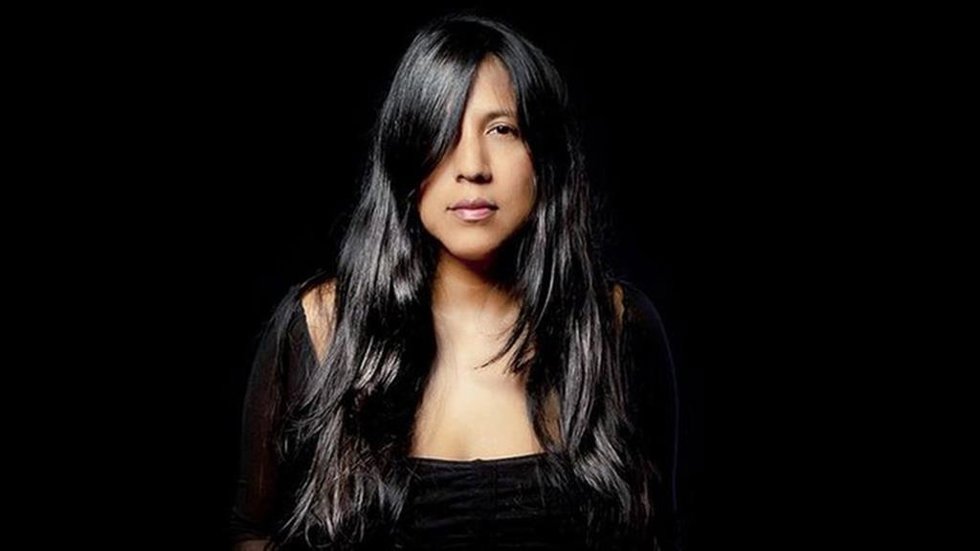 La peruana Gabriela Wiener es una periodista y escritora que cuenta con una trayectoria reconocida y una mirada singular sobre la literatura y el mundo contemporáneo