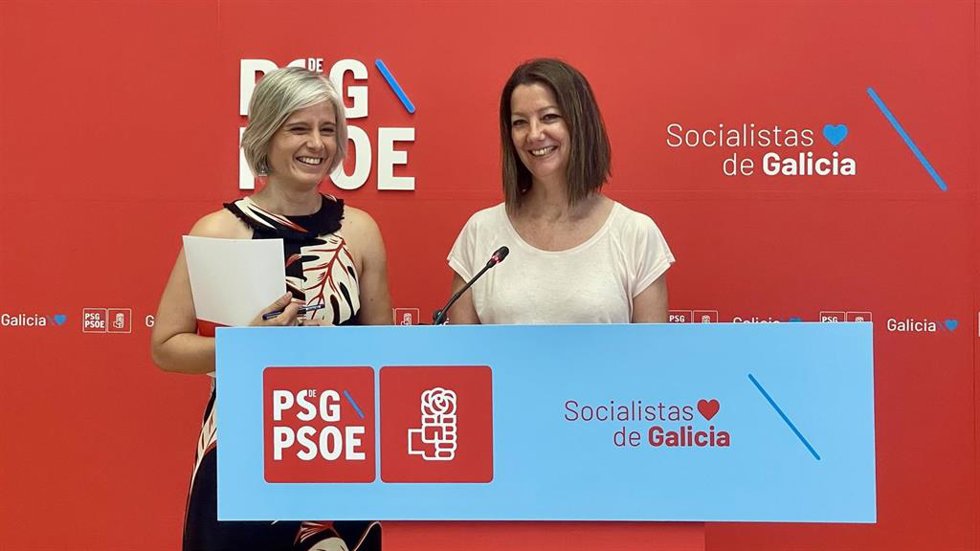 La diputada del PSdeG Patricia Iglesias y la secretaria de Organización de los socialistas gallegos, Lara Méndez, en rueda de prensa.