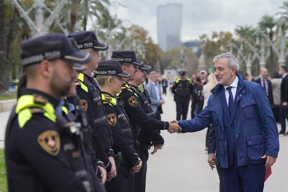 Archivo - Collboni en noviembre en la presentación de los nuevos vehículos de la Guardia Urbana