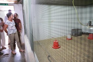Visita de Catalina García a la Estación de Referencia de la Perdiz Roja en Andújar