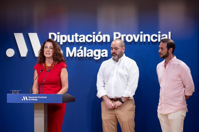 La vicepresidenta de la Diputación y diputada de Innovación Social y Despoblamiento, Antonia Ledesma, presenta la Jornada 'Innovación y Transformación Industrial del Corcho de los Montes Alcornocales en la provincia de Málaga'