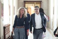 El PSOE evita valorar los recursos judiciales de Zapatero y mantiene su confianza "plena" en su palabra
