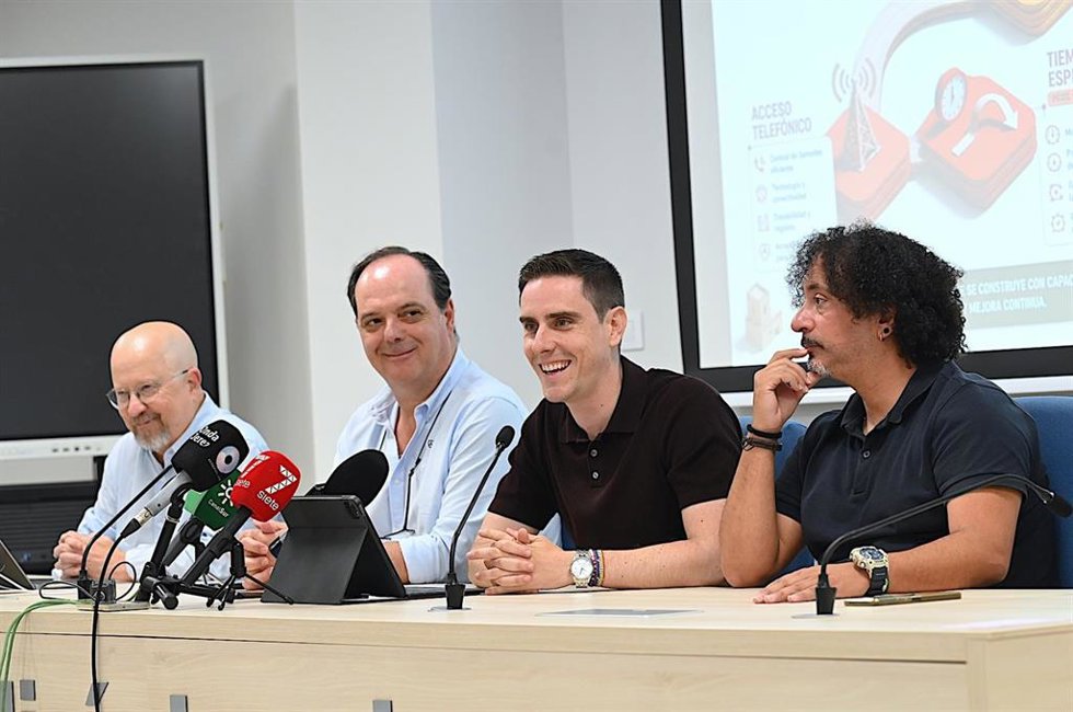 Jacime Espinar en rueda de prensa.