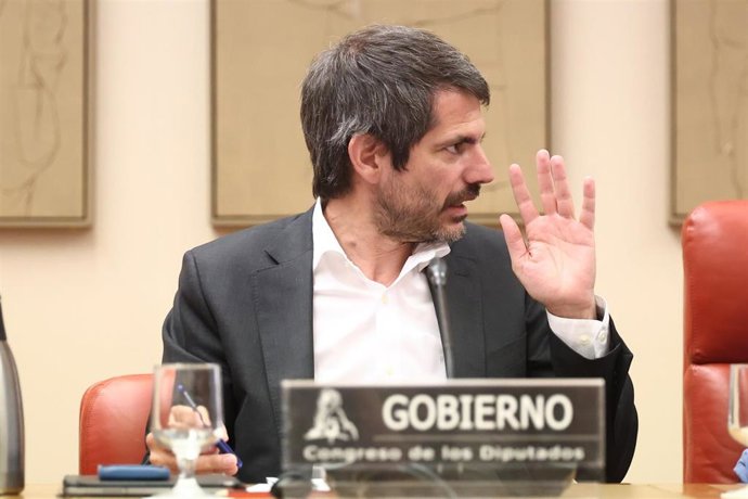 El ministro de Cultura, Ernest Urtasun, comparece ante la Comisión de Cultura, en el Congreso de los Diputados, a 23 de junio de 2026, en Madrid (España). Urtasun comparece a petición propia para informar de los avances y retos del Ministerio de Cultura.