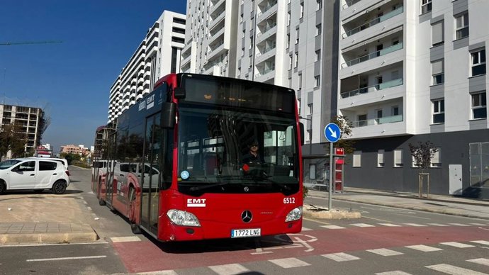 Archivo - Arxiu - Autobús de l'EMT València