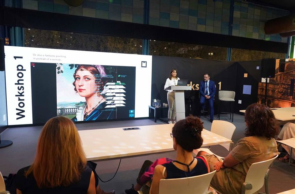 La responsable de Artes Plásticas de la Fundación Unicaja, Emilia Garrido, presenta en el marco de CM Málaga el museo virtual con más de 200 obras de su Colección de Arte