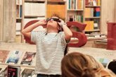 Foto: Gobierno y CC.AA. inspeccionarán los comercios presenciales y online que venden gafas para observar el eclipse solar