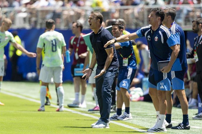 Julen Lopetegui en el Catar-Suiza del Mundial