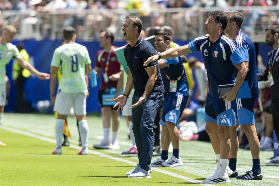 Julen Lopetegui en el Catar-Suiza del Mundial