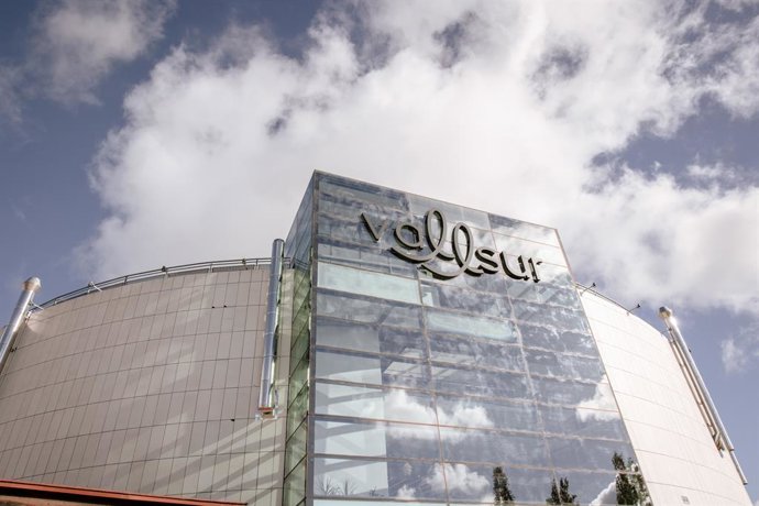 Archivo - Centro Comercial Vallsur, en Valladolid