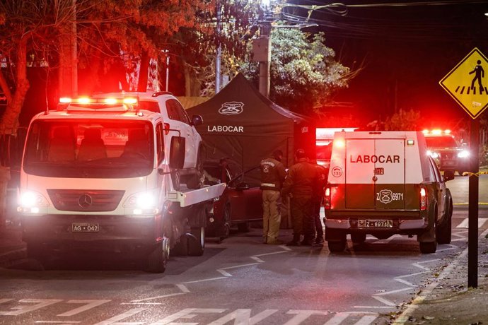Santiago, 23 de junio de 2026.  Menor de 12 anos fallece tras encerrona sufrida a su familia en sector Catemito en San Bernardo, al ser arrastrado varios kilomentros luego de intentar escapar y enredarse con el cinturon de seguridad   Labocar pericia el