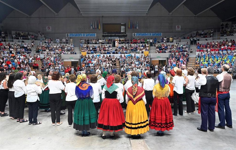Fiesta de fin de curso de los centros cívicos de Santander