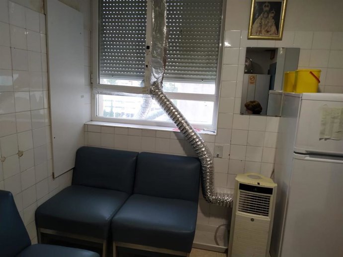 Aspecto que presenta el estar del personal celador de hospitalización del Reina Sofía.