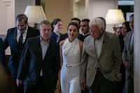 González sugiere que Zapatero debería devolver las joyas antes de que se dirima su origen y Page le pide explicaciones