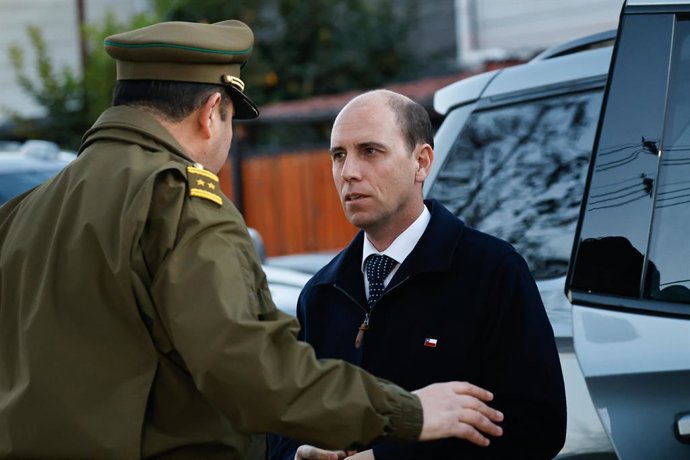 Santiago, 23 de junio de 2026.  Ministro de Seguridad Martin Arrau llega al sitio del suceso  Menor de 12 anos fallece tras encerrona sufrida a su familia en sector Catemito en San Bernardo, al ser arrastrado varios kilomentros luego de intentar escapar