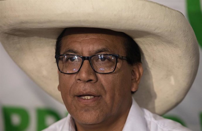 Archivo - El candidato a la Presidencia de Perú Roberto Sánchez.