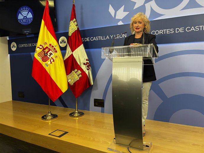 Leticia García, en la rueda de prensa de esta mañana.