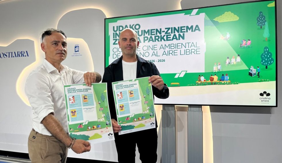 Presentación del ciclo de cine al aire libre.