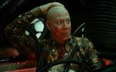 Foto: Descacharrante tráiler de Stuart no consigue salvar el universo con geniales referencias a Matrix o Mad Max