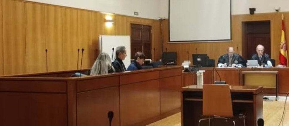 El TSJCyL confirma en Valladolid un año y dos meses de cárcel por estafar a su abuela demenciada casi 5.000 euros`.