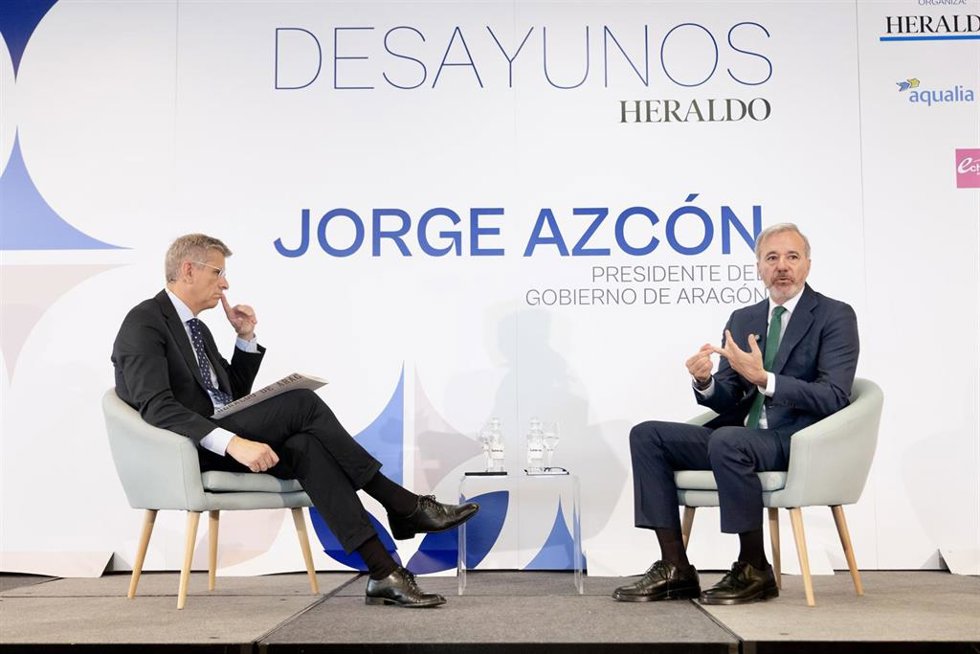 El presidente del Gobierno de Aragón, Jorge Azcón, en el 'Desayuno Heraldo' de este miércoles en Zaragoza.