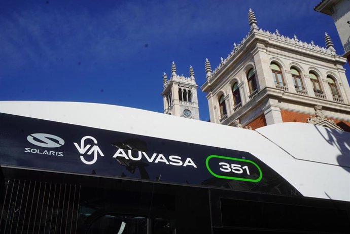 Archivo - Autobús de Auvasa.