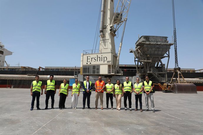 El Puerto de Cartagena recibe a estudiantes de un programa de la ONU sobre gestión portuaria