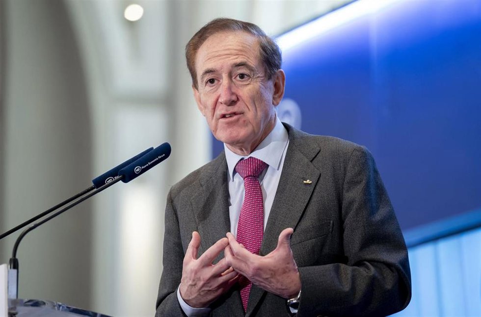 Archivo - El presidente y CEO de Mapfre, Antonio Huertas, durante un desayuno de Nueva Economía Forum, en el Hotel Mandarin Oriental Ritz, a 16 de febrero de 2026, en Madrid (España).