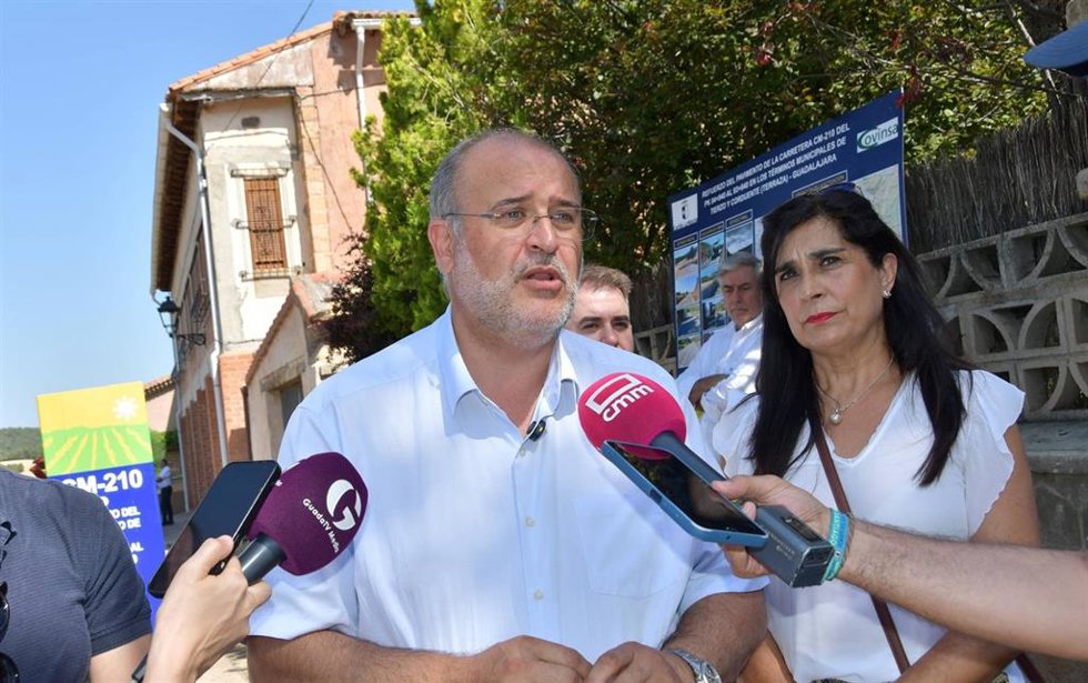 El vicepresidente primero, José Luis Martínez Guijarro, en atención a medios.