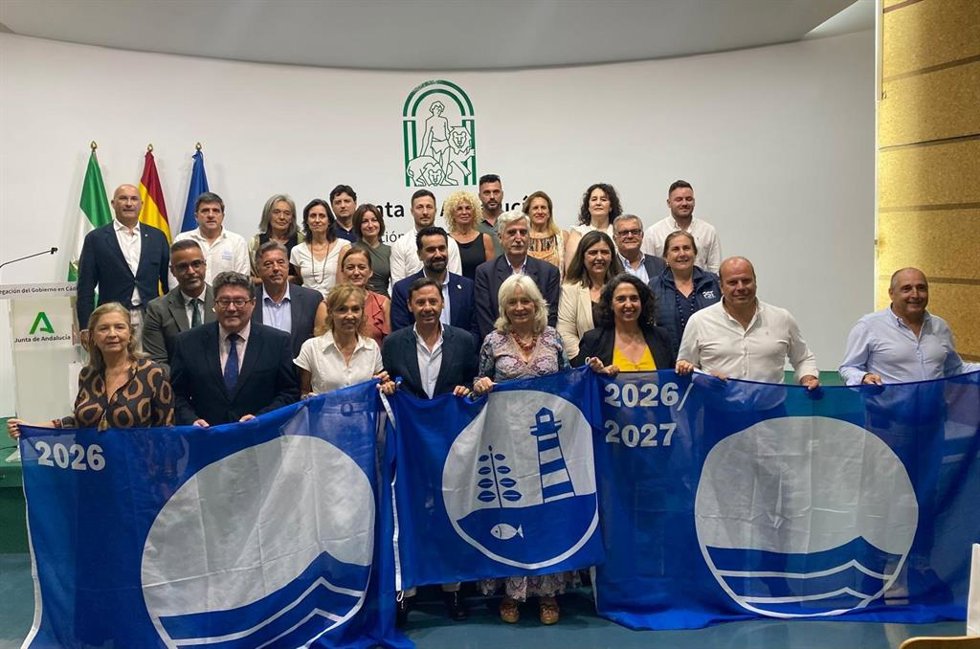 La delegada de la Junta de Andalucía en Cádiz, Mercedes Colombo, en el acto de entrega de las banderas azules a la provincia de Cádiz