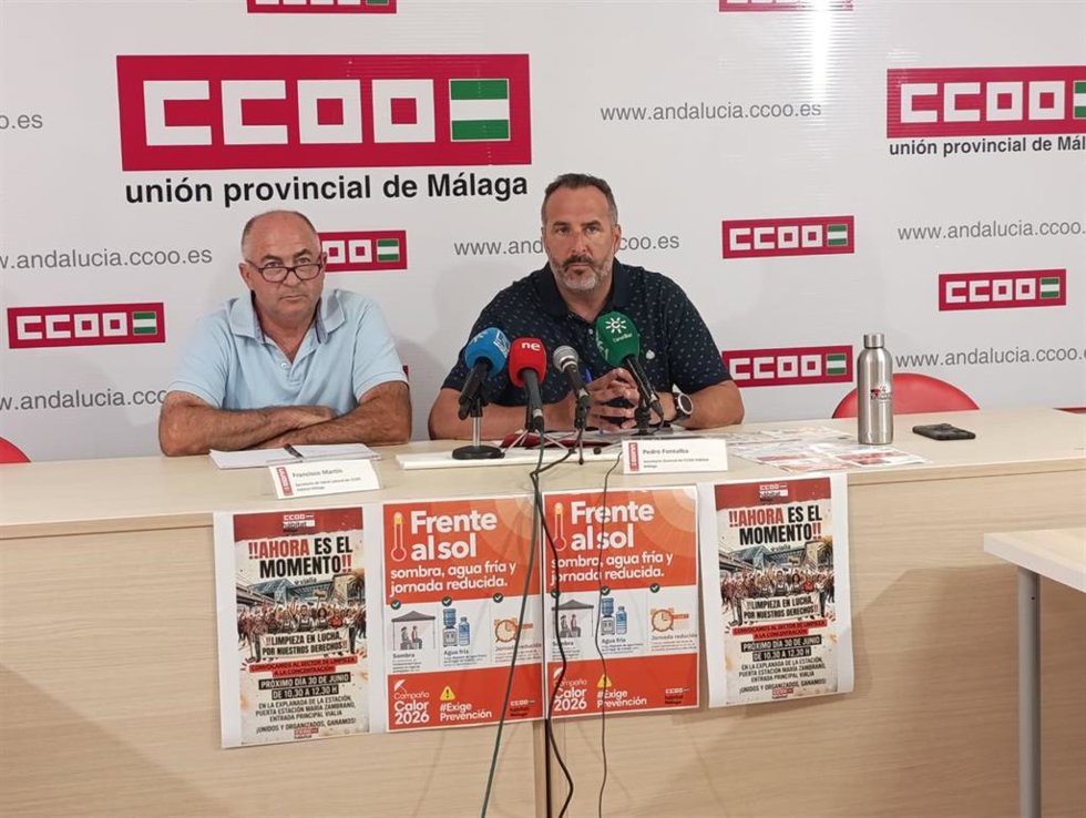 El secretario general de CCOO en Málaga, Pedro Fontalba y el Secretario de Salud Laboral, Francisco Martín